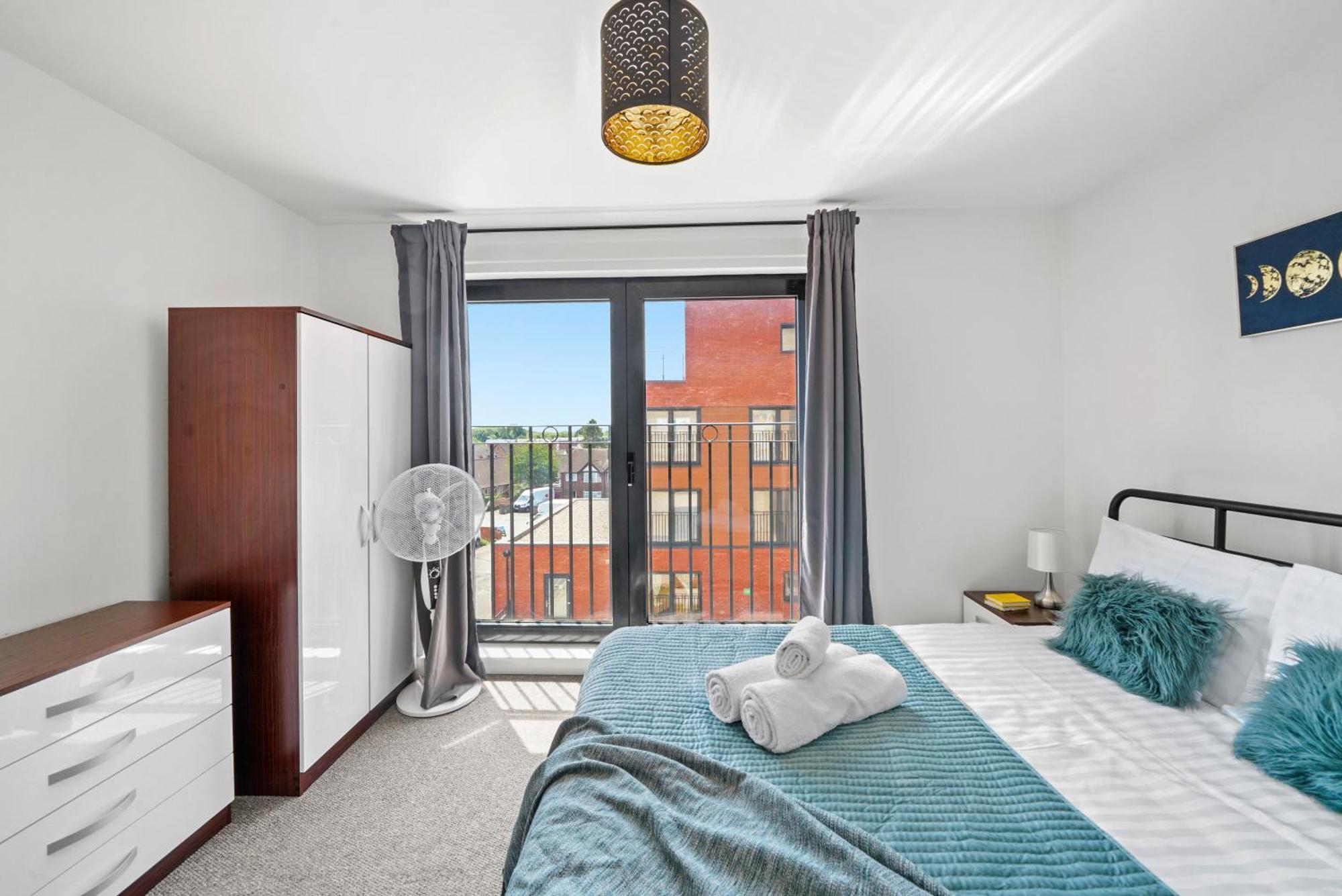 Modern Apartments With Free Parking Near Heathrow Colnbrook Eksteriør billede