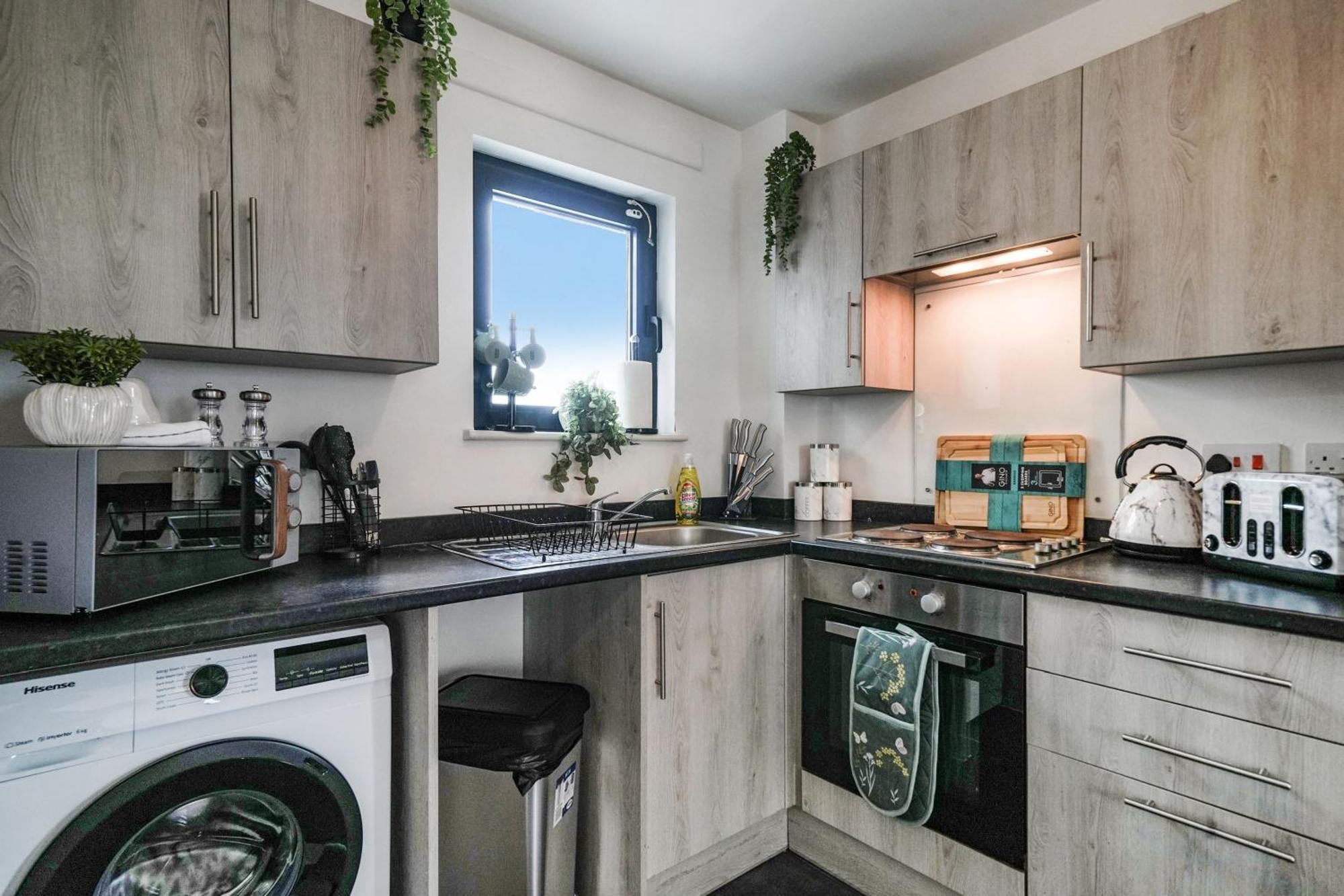 Modern Apartments With Free Parking Near Heathrow Colnbrook Eksteriør billede